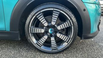 MINI Convertible Cooper S Seaside Edition