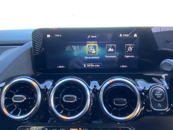 Mercedes-Benz GLA AMG Line