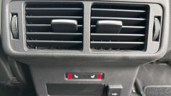 Land Rover Range Rover Velar R-Dynamic SE