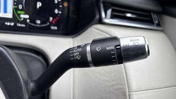 Land Rover Range Rover Velar R-Dynamic SE