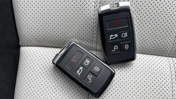 Land Rover Range Rover Velar R-Dynamic SE