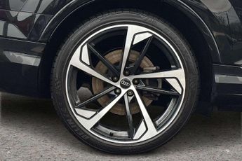 Audi Q7 Black Edition