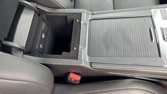 Jaguar F-PACE R-Dynamic HSE Black