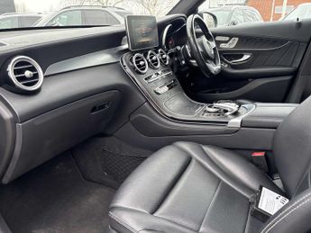 Mercedes-Benz GLC AMG Line