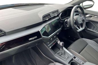 Audi Q3 Black Edition