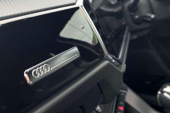 Audi Q3 Black Edition