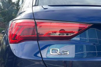 Audi Q3 Black Edition