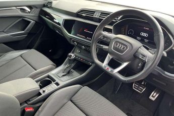 Audi Q3 Black Edition