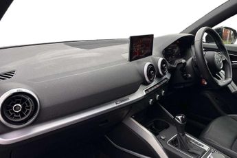 Audi Q2 Black Edition