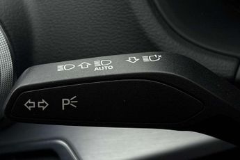 Audi Q2 Black Edition