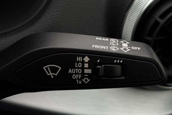 Audi Q2 Black Edition