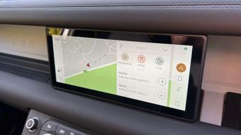 Land Rover Defender X-Dynamic SE