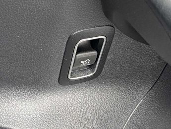 Mercedes-Benz GLA Sport