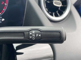 Mercedes-Benz GLA Sport