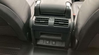 Land Rover Defender X-Dynamic HSE