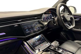 Audi Q7 Black Edition