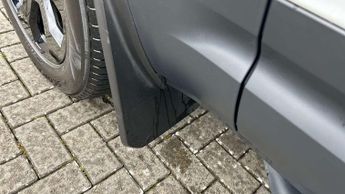 Land Rover Defender HSE