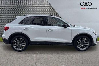 Audi Q3 Black Edition
