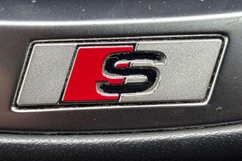 Audi Q3 Black Edition