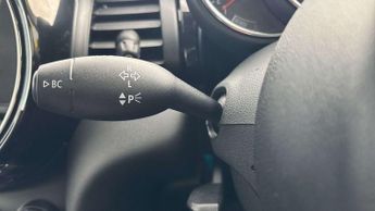 MINI Hatchback Cooper