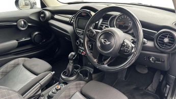 MINI Hatchback Cooper