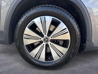 Mercedes-Benz EQA Sport