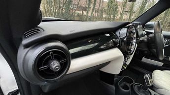 MINI Hatchback Cooper S Level 3