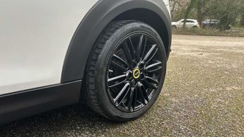 MINI Hatchback Cooper S Level 3