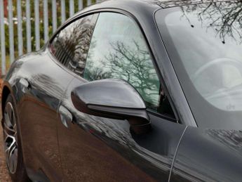 Porsche Taycan Saloon 