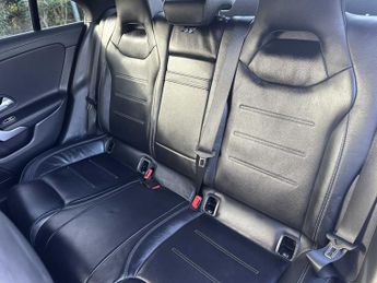 Mercedes-Benz Cla AMG Line