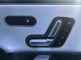 Mercedes-Benz Cla AMG Line