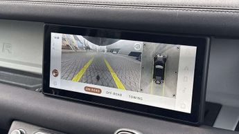 Land Rover Defender X-Dynamic SE