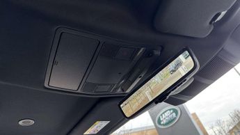 Land Rover Defender X-Dynamic SE