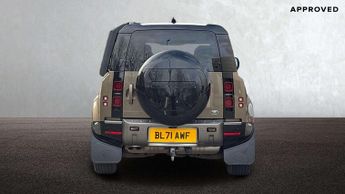 Land Rover Defender X-Dynamic SE