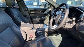 Jaguar F-PACE R-Dynamic Black