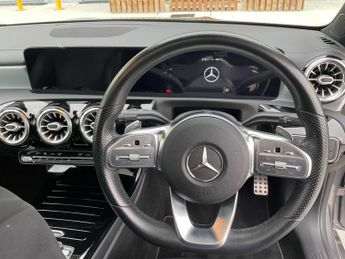 Mercedes-Benz Cla AMG Line