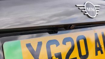 MINI Hatchback Cooper S Level 2