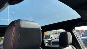 Land Rover Discovery Sport R-Dynamic SE