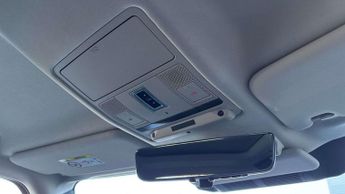 Land Rover Defender SE