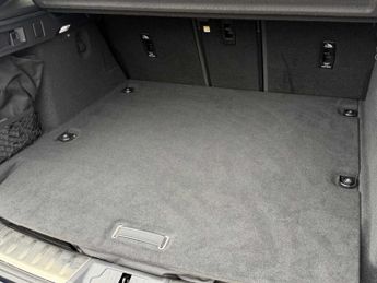 Jaguar F-PACE R-Dynamic SE Black