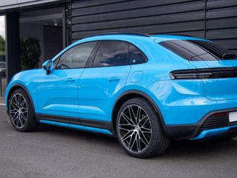 Porsche Macan Electric Estate 