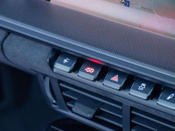 Porsche 911 [992] Carrera Cabriol 