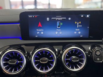 Mercedes-Benz Cla AMG Line