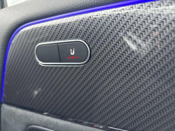 Mercedes-Benz GLA AMG Line