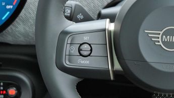 MINI Cooper E Exclusive