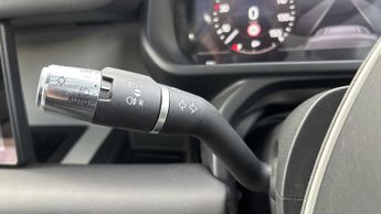 Land Rover Defender X-Dynamic HSE