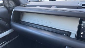 Land Rover Defender X-Dynamic HSE