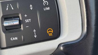 Land Rover Defender X-Dynamic HSE