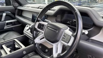 Land Rover Defender X-Dynamic HSE