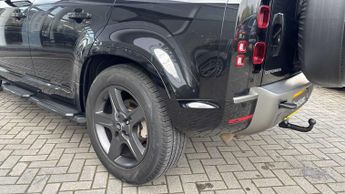 Land Rover Defender X-Dynamic HSE